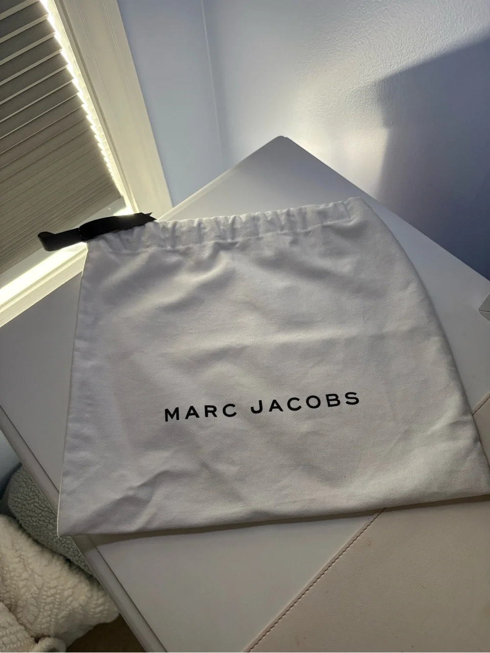 Marc Jacobs White Dust Drawstring Bag with Black Logo